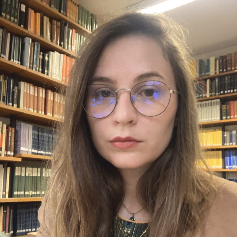 liana-majeri.avif